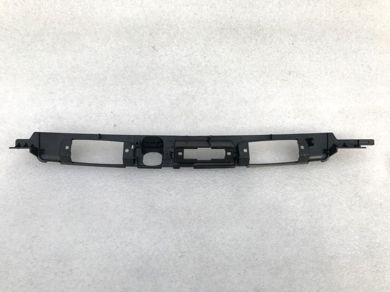 HYUNDAI KONA OS LCI 20-22 TAILGATE LOWER GARNISH LIGHT PLATE TRIM with CAM Hole