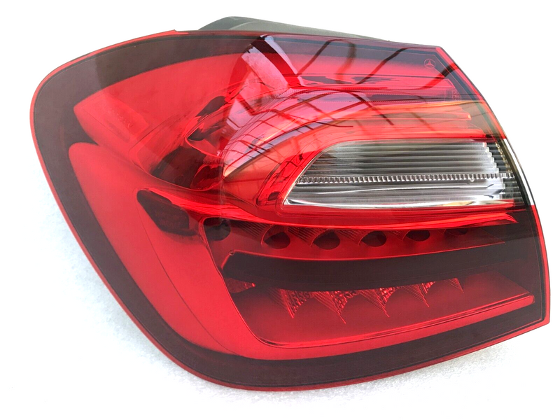 MERCEDES A W177 SE 18-22 LEFT SIDE REAR FENDER **NEW TAILLIGHT LAMP A1779067902