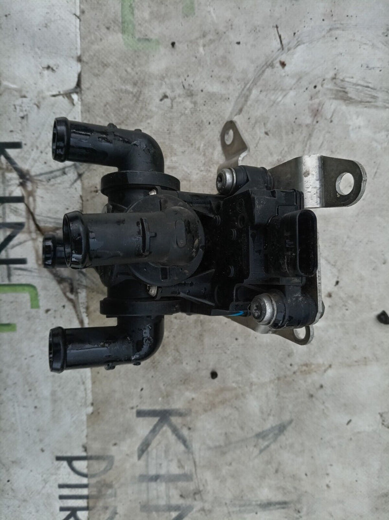 AUDI E-TRON 2018- HEATER CONTROL VALVE 4KE121703E GENUINE