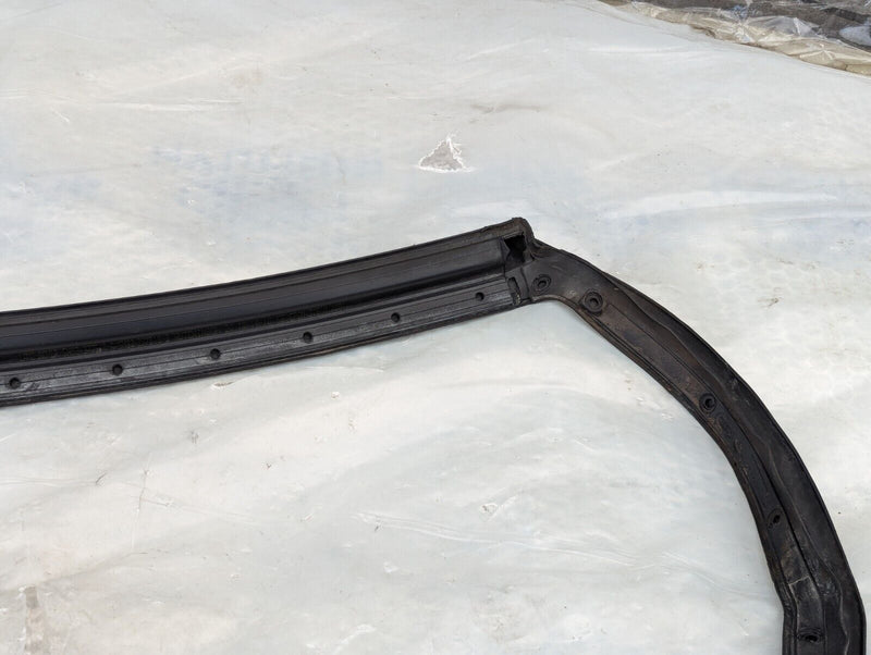 RANGE ROVER EVOQUE L538 2011-2015 REAR LEFT N/S DOOR RUBBER GASKET 5H32-277B18