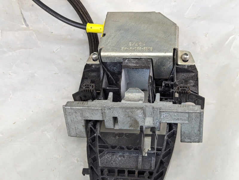 RANGE ROVER EVOQUE L538 FRONT LEFT N/S DOOR HANDLE MOUNT W/ LOCK BJ32-203A29-DC