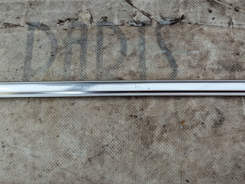 SKODA KAROQ NU7 17-21 REAR RIGHT O/S DOOR TOP CHROME STRIP 575839644 GENUINE