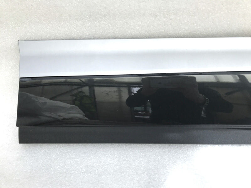 AUDI Q4 E-TRON *NEW FRONT DOOR TRIM MOULDING PANEL RIGHT SIDE 89A.853.960B