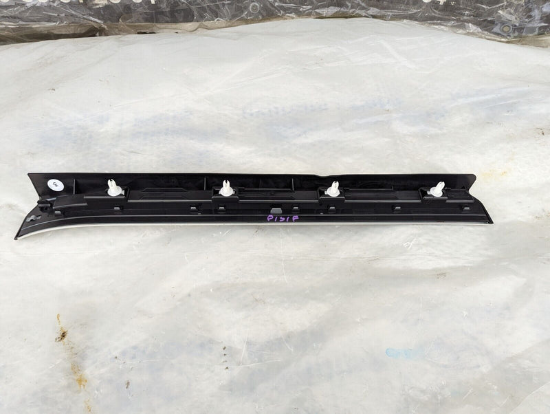 MERCEDES S-CLASS W221 06-13 FRONT PASSENGER N/S DOOR ENTRY SILL TRIM A2216800135