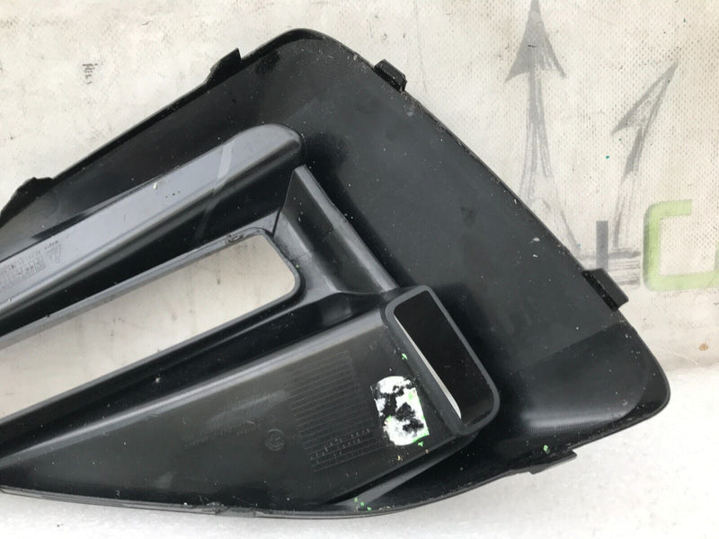 BMW 2 F44 GRAN COUPE SPORT RIGHT SIDE FRONT BUMPER GRILL FOG LIGHT COVER 8491644