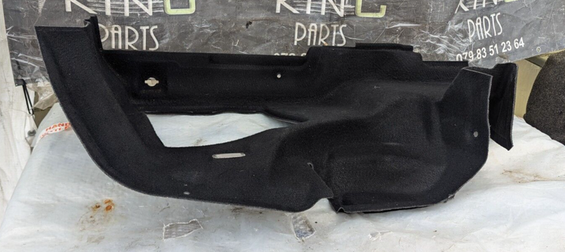 MERCEDES-BENZ C-CLASS W204 07-11 BOOT TRUNK RIGHT SIDE BOOT CARPET A2046905526