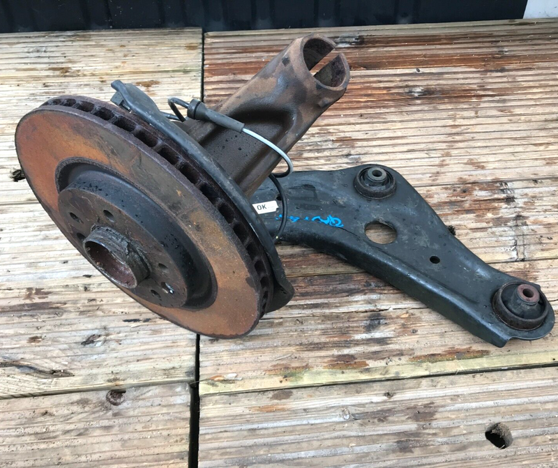 NISSAN QASHQAI J11 MK2 2013-20 1.6 DCI LEFT SIDE FRONT HUB, WISHBONE, BRAKE DISC
