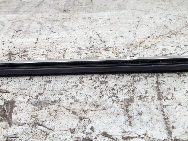 SKODA KAROQ NU7 17-21 REAR RIGHT O/S DOOR WINDOW TOP MOLDING STRIP TRIM GENUINE