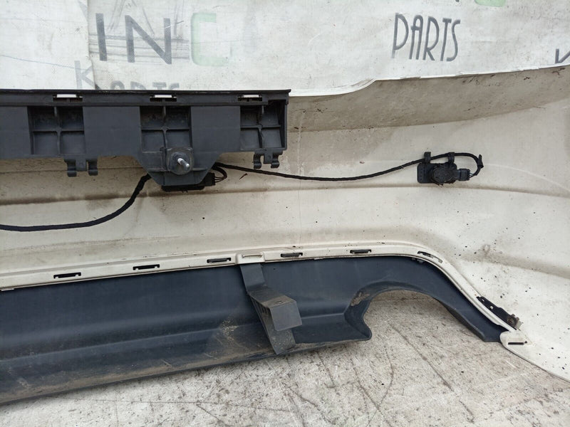 MERCEDES W204 AMG SPORT 07-10 GENUINE FRONT BUMPER 4x PDC SENSOR & WIRING