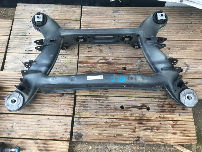 MERCEDES GLC X253 4MATIC 2.0 PETROL REAR AXLE SUBFRAME GENUINE A2533502009