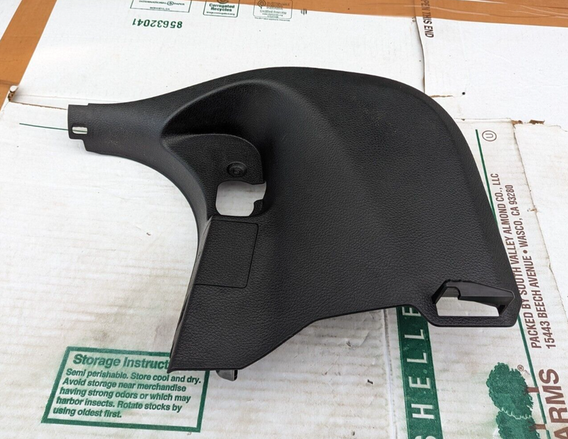 BMW 3 SERIES F30 2011-2019 FRONT RIGHT O/S LATERAL FOOT WELL TRIM PANEL 722196RE