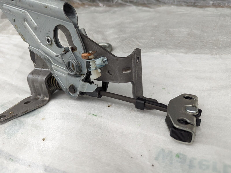 BMW X1 E84 2009-2015 HANDBRAKE LEVER 6782750