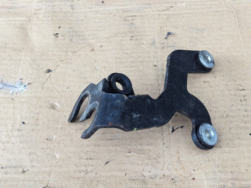 RANGE ROVER EVOQUE L538 2011-2015 2.2 GEAR SHIFT CABLE BRACKET 6G9N-7474-EC