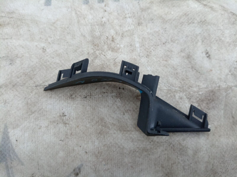 AUDI E-TRON 2018-ON FRONT LEFT N/S INTERIOR DOOR HANDLE TRIM 4KE837247 GENUINE