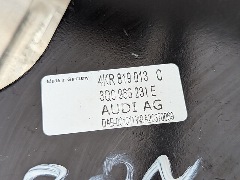 AUDI E-TRON 2018- HIGH VOLTAGE WATER HEATER W/ COOLANT PIPES 3Q0963231E GENUINE