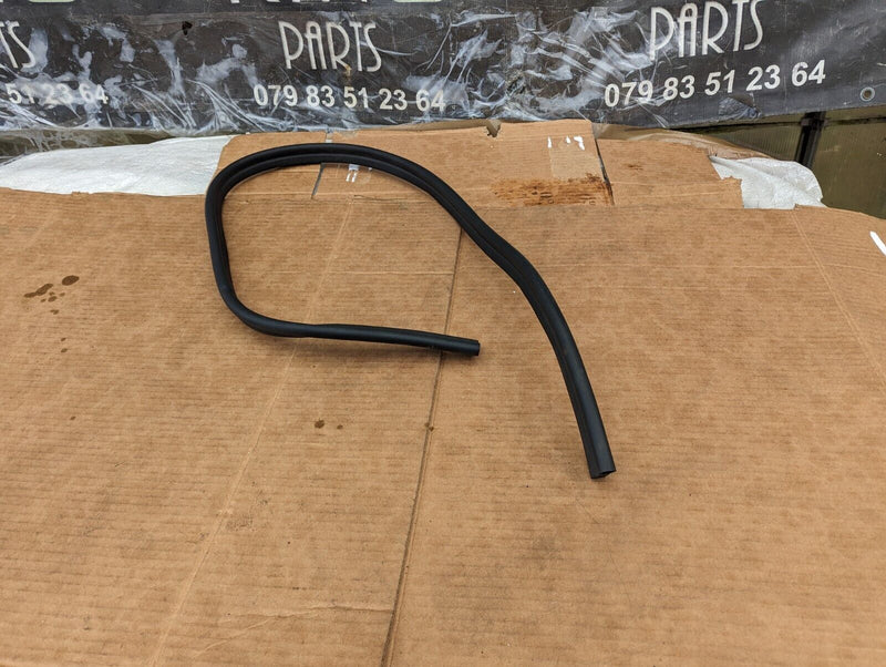 VW GOLF MK7 2012-2020 UNDER BONNET BULK HEAD RUBBER SEAL 5G0823723B GENUINE