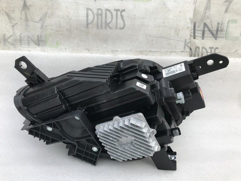 MASERATI GRECALE M182 **NEW GENUINE FRONT HEADLIGHT LAMP RIGHT SIDE IT51360748