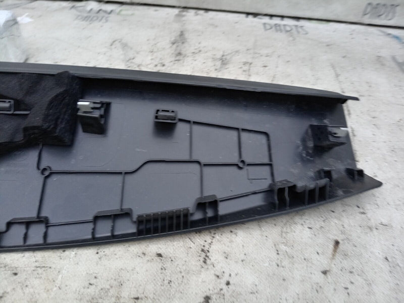 AUDI E-TRON 2018-ON BOOT LID TAILGATE TOP TRIM MOULDING COVER 4KE867606A