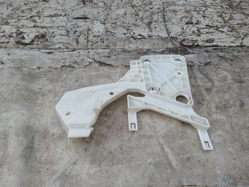 MERCEDES S-CLASS W221 06-13 FRONT RIGHT O/S DOOR LOCK BRACKET A2217230408