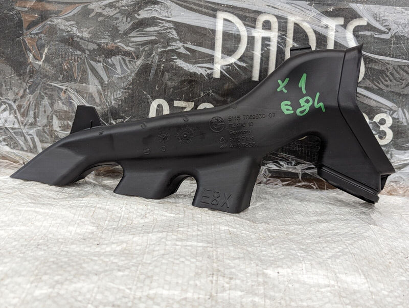 BMW X1 E84 09-15 FRONT LEFT SIDE FLOOR HEATER AIR DUCT GENUINE 7069530