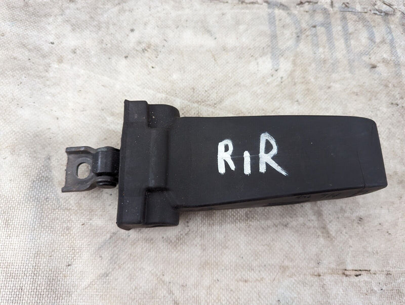 SKODA KAROQ NU7 17-21 REAR RIGHT O/S DOOR CHECK STRAP STOPPER 575839267 GENUINE
