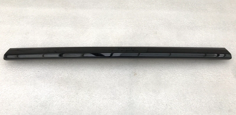 AUDI RS6 C8 2019 REAR BUMPER ON THE TOP DIFFUSER MIDDLE SIDE STRIP TRIM MOULDING