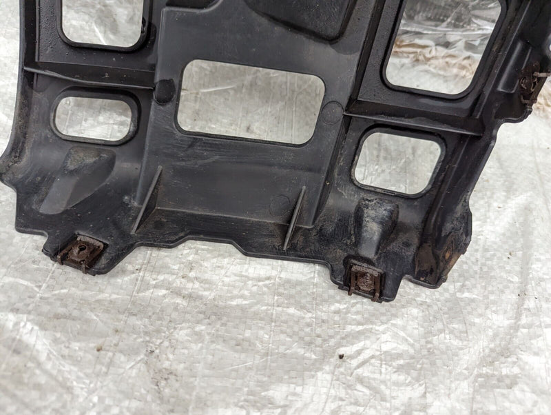 BMW X1 E84 09-15 REAR LEFT BUMPER BRACKET MOUNT GUIDE GENUINE 2991779