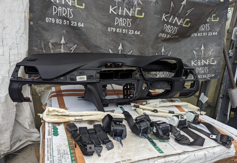 BMW 3 SERIES F30 11-19 COMPLETE SET DASHBOARD 4X SEAT BELTS & 2XAIR BAG&CURTAINS