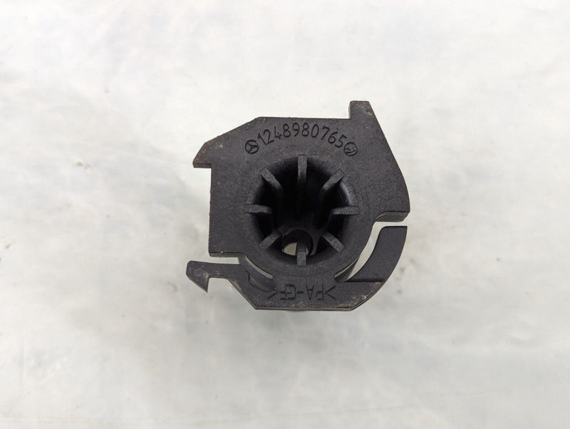 MERCEDES S-CLASS W221 06-13 SPARE WHEEL WELL HOLDER CLAMP LOCK SCREW A1248980765