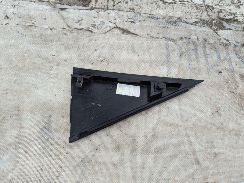 SKODA KAROQ NU7 2017-2021 REAR RIGHT O/S DOOR TRIANGLE TRIM COVER 575839638A