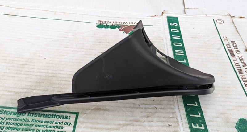 BMW 3 SERIES F30 2011-2019 REAR RIGHT O/S SEAT BELT TRIM COVER 7256114 GENUINE