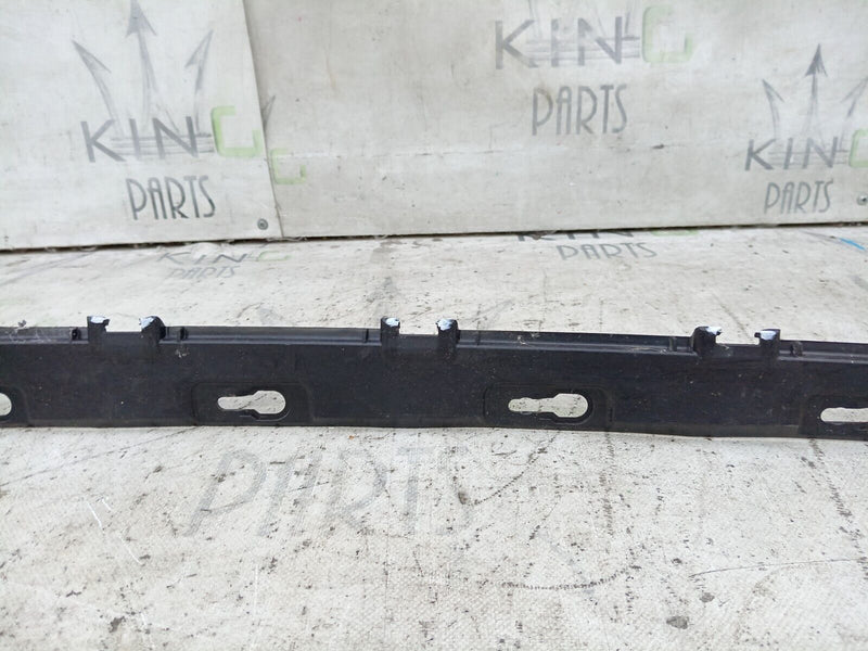 VW UP 2011-2016 RIGHT DRIVER SIDE SKIRT SILL MOUNT BRACKET 12E853494A