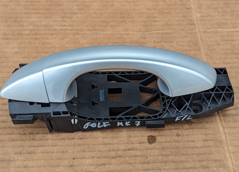 VW GOLF MK7 2012-2020 FRONT LEFT N/S DOOR OUTER HANDLE GENUINE 5N0839885H