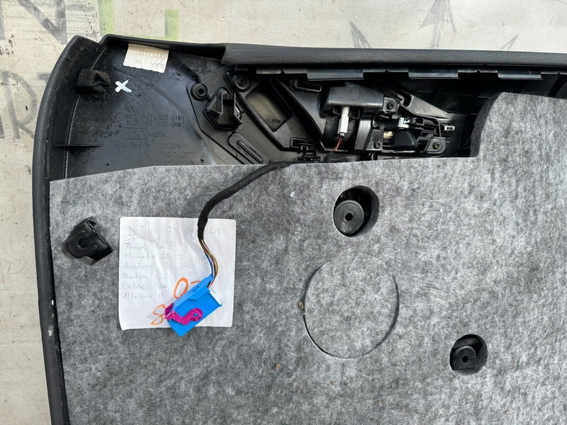 AUDI Q3 8U 2011-2018 FRONT LEFT N/S DOOR INNER CARD PANEL TRIM 8U1.867.105