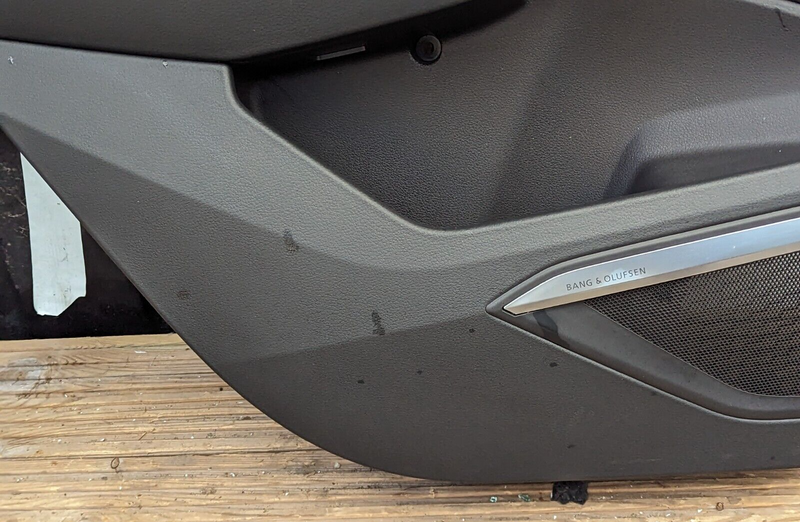 AUDI E-TRON 2018-ON REAR LEFT N/S CARD DOOR PANEL 4KE868065 GENUINE