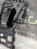 BMW X1 E84 09-15 REAR LEFT BUMPER BRACKET MOUNT GUIDE GENUINE 2991779