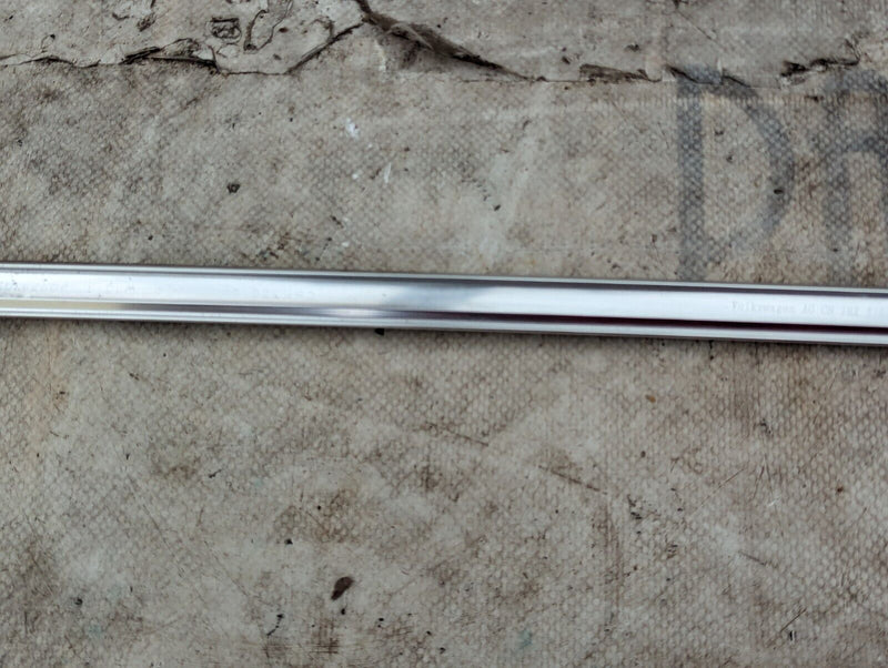 SKODA KAROQ NU7 17-21 REAR RIGHT O/S DOOR TOP CHROME STRIP 575839644 GENUINE