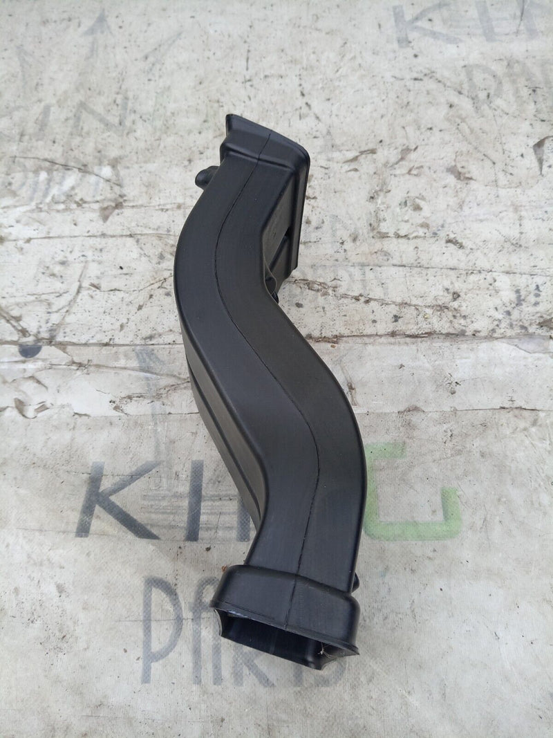 AUDI E-TRON 2018-ON OUTLET VENTILATION CONNECTOR 4KE857042 GENUINE