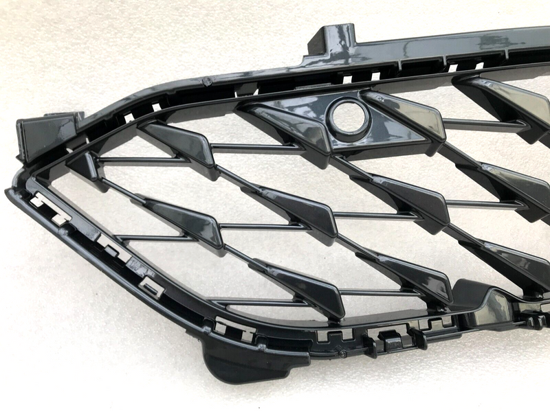 SEAT CUPRA BORN 2021-23 FRONT BUMPER RADIATOR LOWER GRILL GRILLE PDC 10E853677C