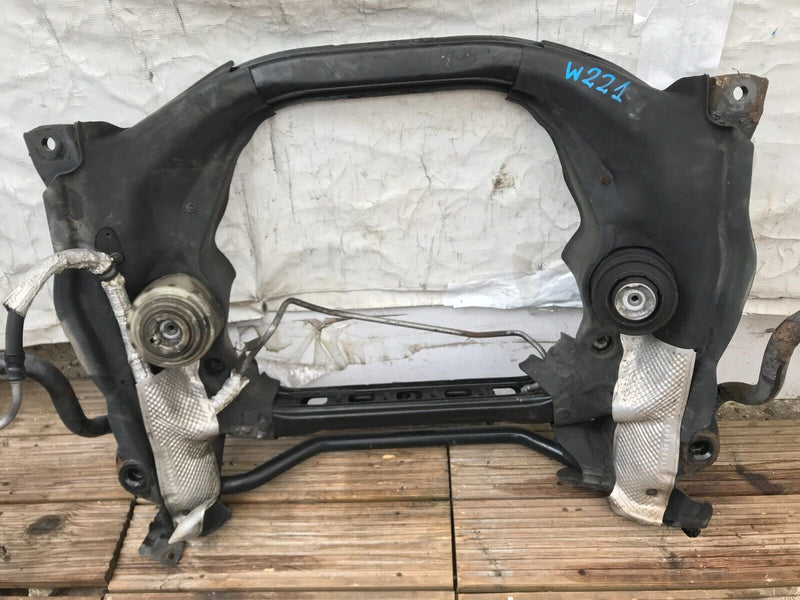 MERCEDES  S CLASS W221 S320 2006-13 FRONT SUBFRAME & ANTY ROLL BAR A2215241425