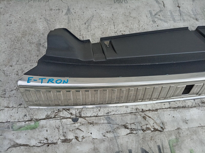 AUDI E-TRON 2018-ON REAR LOADING BOOT PANEL TRIM IN CHROME 4KE863471 GENUINE