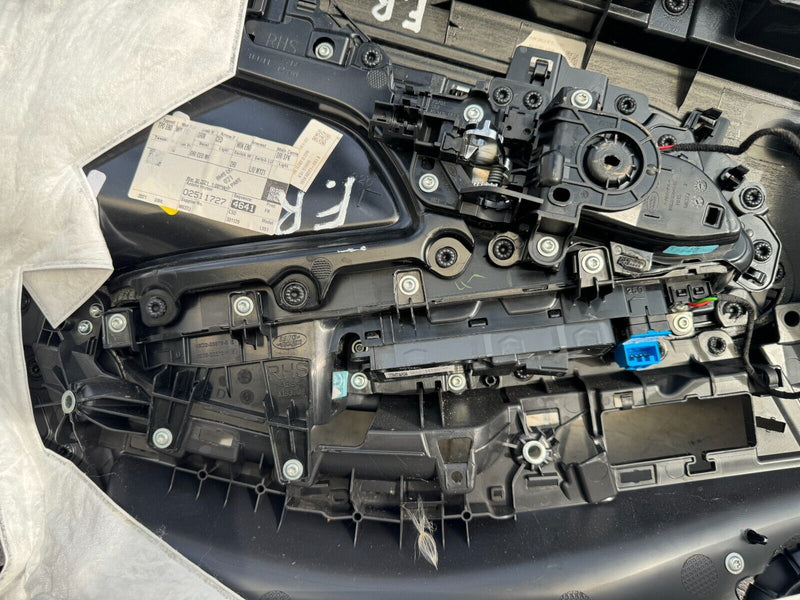 RANGE ROVER EVOQUE L551 2018-ON FRONT DRIVER O/S DOOR CARD PANEL K8D2-22642