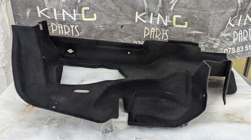 MERCEDES-BENZ C-CLASS W204 07-11 BOOT TRUNK RIGHT SIDE BOOT CARPET A2046905526