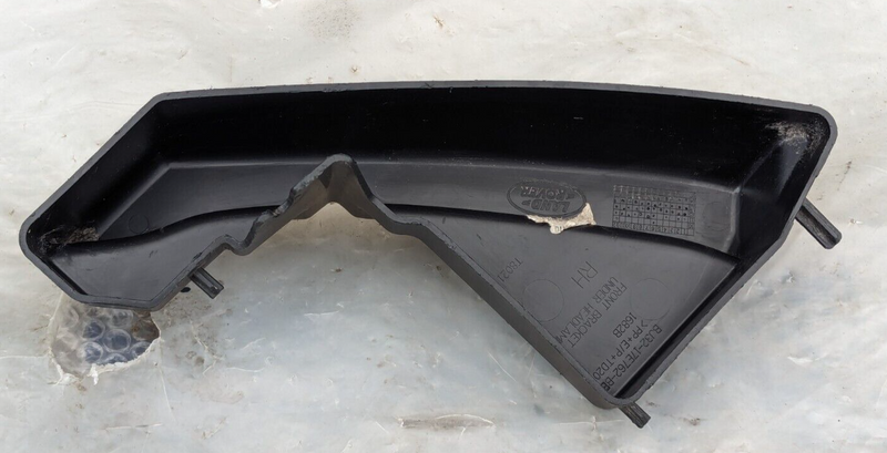 RANGE ROVER EVOQUE L538 FRONT RIGHT O/S UNDER HEADLAMP BUMPER MOUNT BRACKET