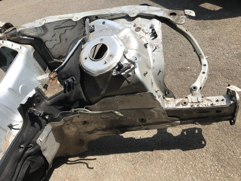 MERCEDES S CLASS W221 SALOON 05-13 LEFT SIDE FRONT BODY CUT PART QUARTER PANEL