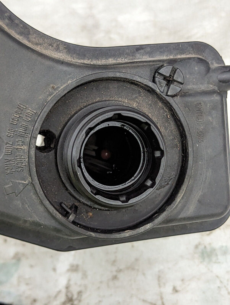 BMW X1 E84 09-15 2.0 DIESEL RADIATOR EXPANSION TANK GENUINE 7810592