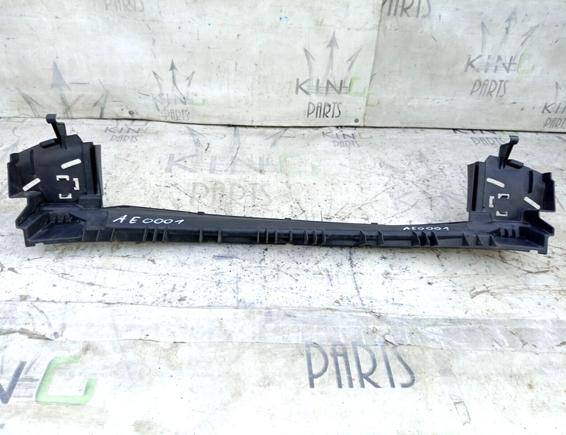 MERCEDES A W176 2012-2017 FRONT BUMPER CENTRE BRACKET SUPPORT CARRIER