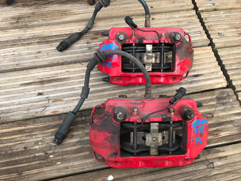 FIAT 500 ABARTH 1.4 PETROL **PAIR FRONT BREMBO BRAKE CALIPER LEFT & RIGHT SIDE