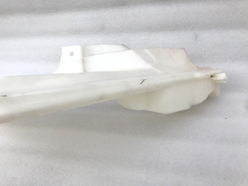 VW TOUAREG MK3 (CR) 2018 WINDOW WASHER BOTTLE WATER TANK RESERVOIR 4M0955452D