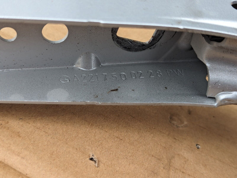 MERCEDES S-CLASS W221 06-13 BOOT RIGHT O/S TAILGATE HINGE A2217500228 GENUINE